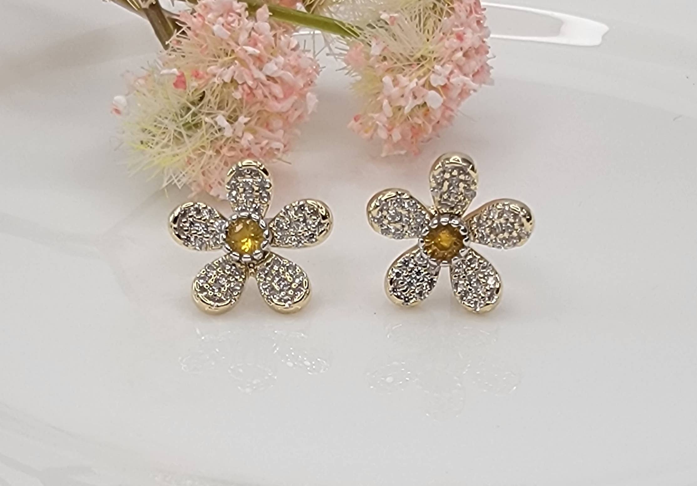 Silver & Gold Flower Shape Post Earring - Posh West Boutique