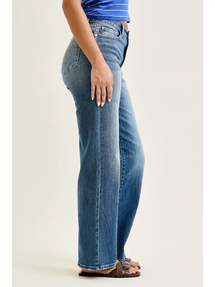 Judy Blue MR 90s Straight Jean