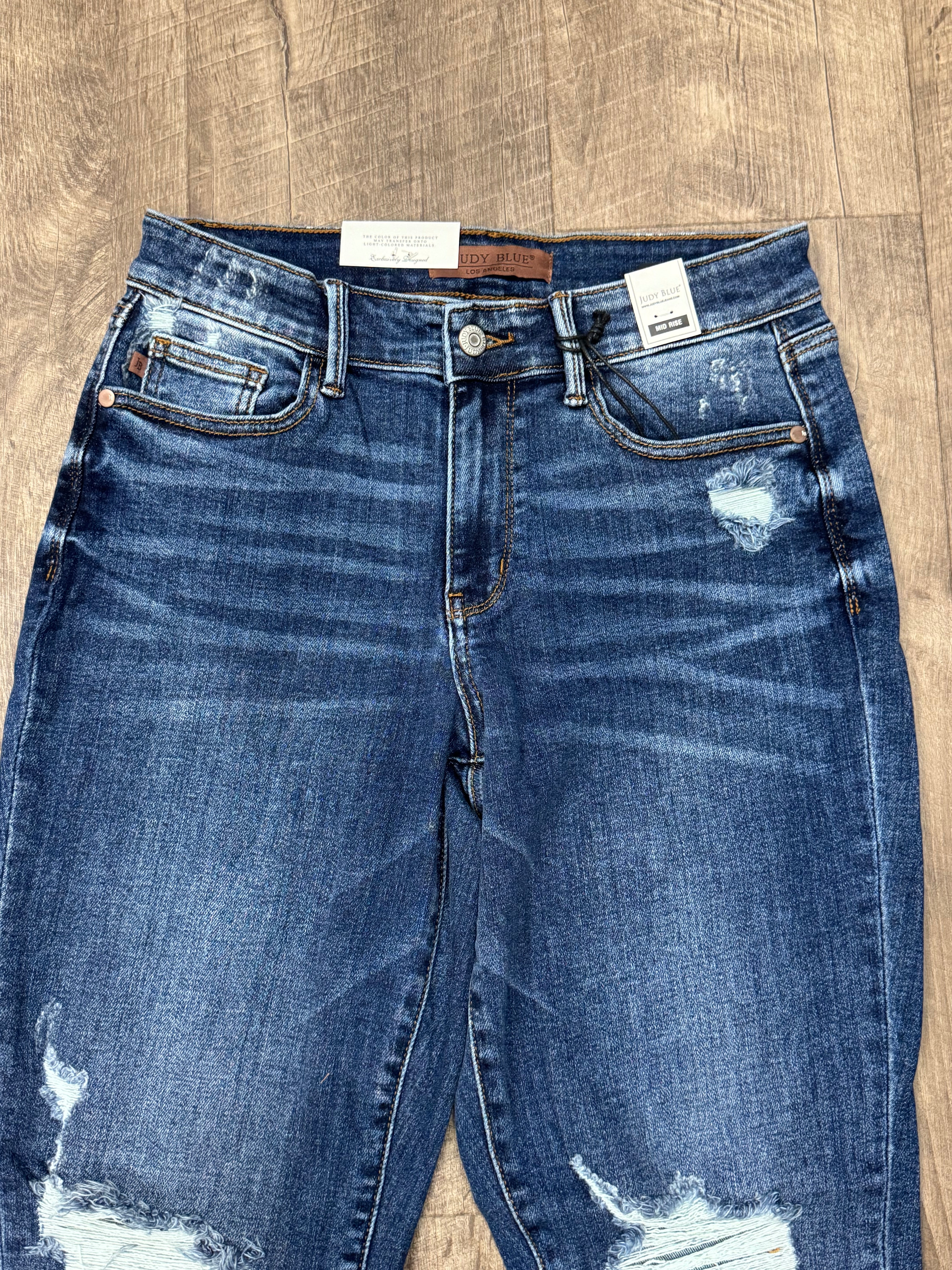 Judy Blue Boyfriend Fit Mid Rise w/ Destroy Jean - Posh West Boutique