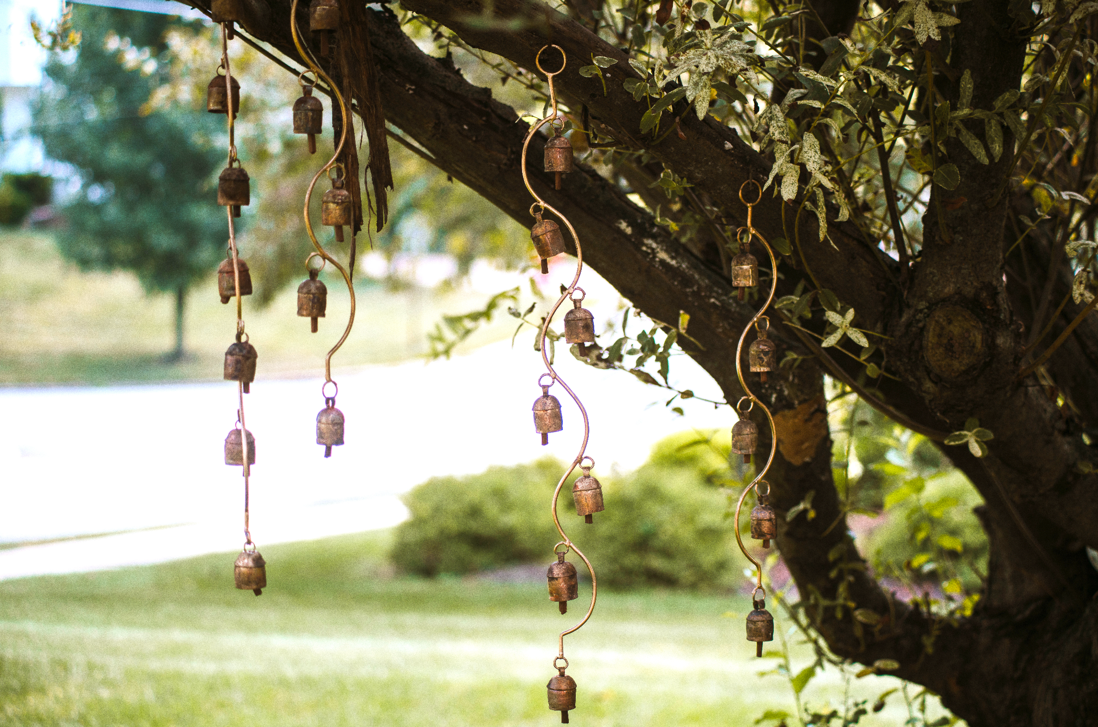 Curved Stem Bell Wind Chimes