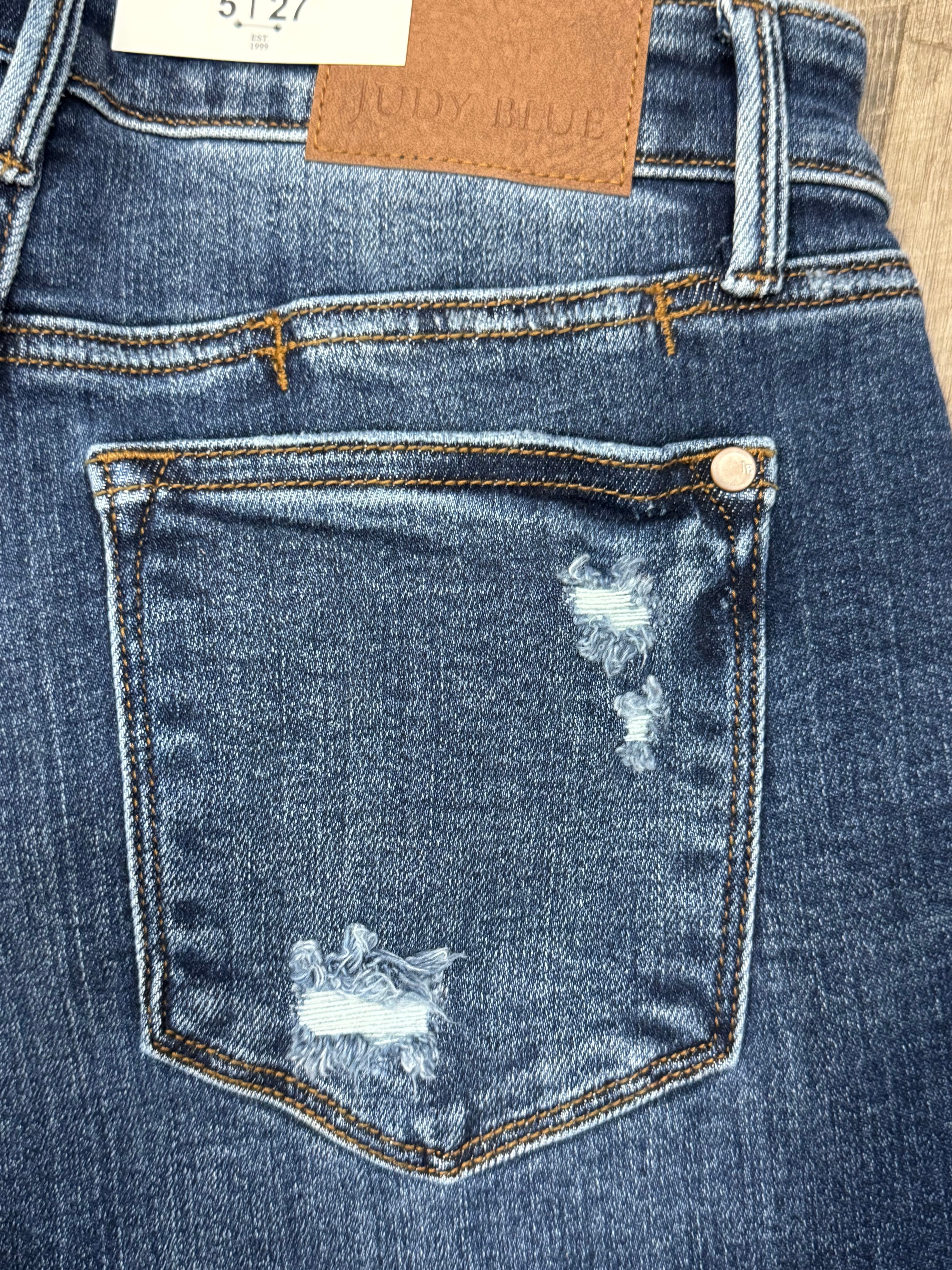 Judy Blue Boyfriend Fit Mid Rise w/ Destroy Jean - Posh West Boutique