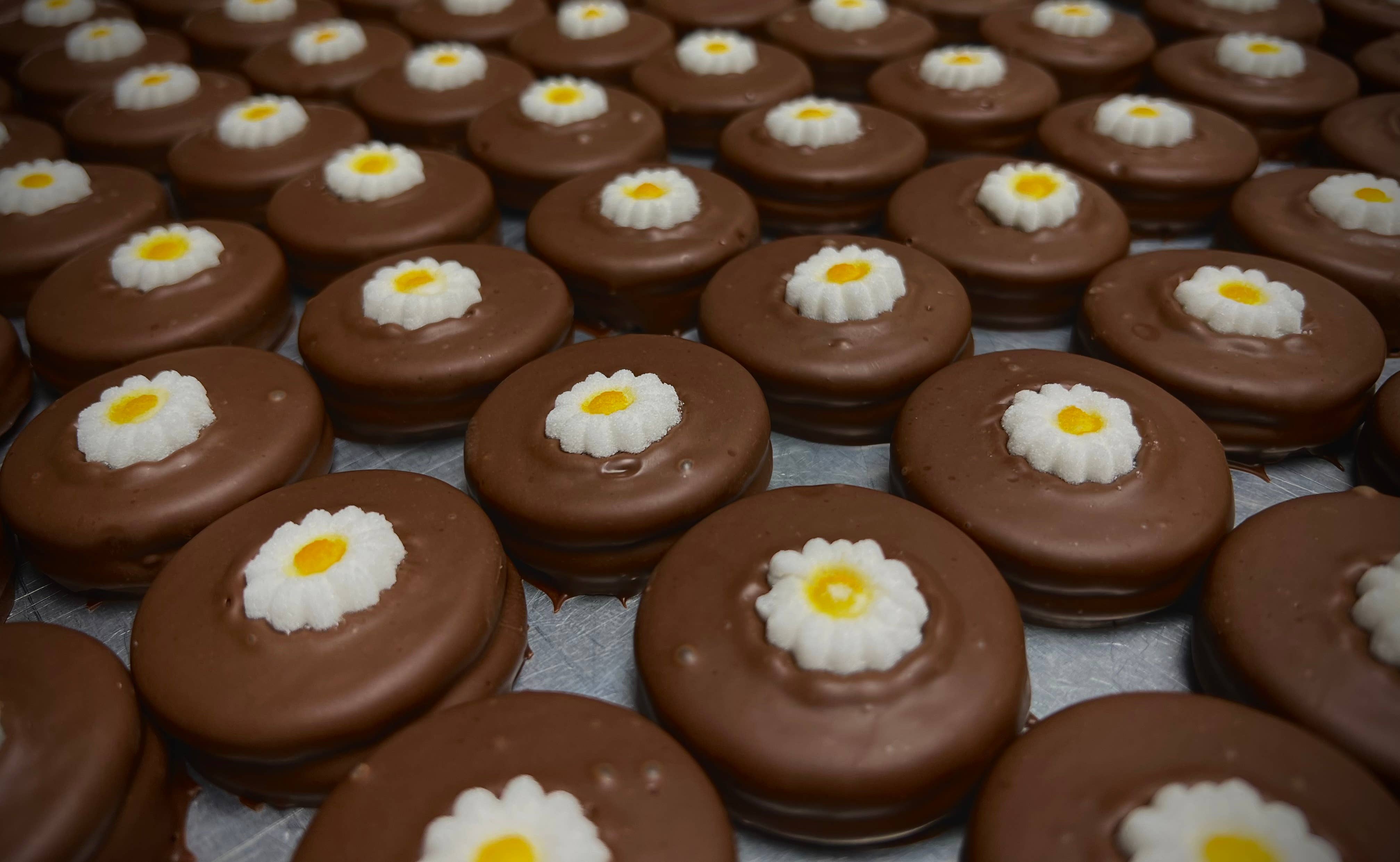 O’Daisies 🌸 O’Oreo w/ Milk Chocolate White w/ Yellow 3 Pack - Posh West Boutique