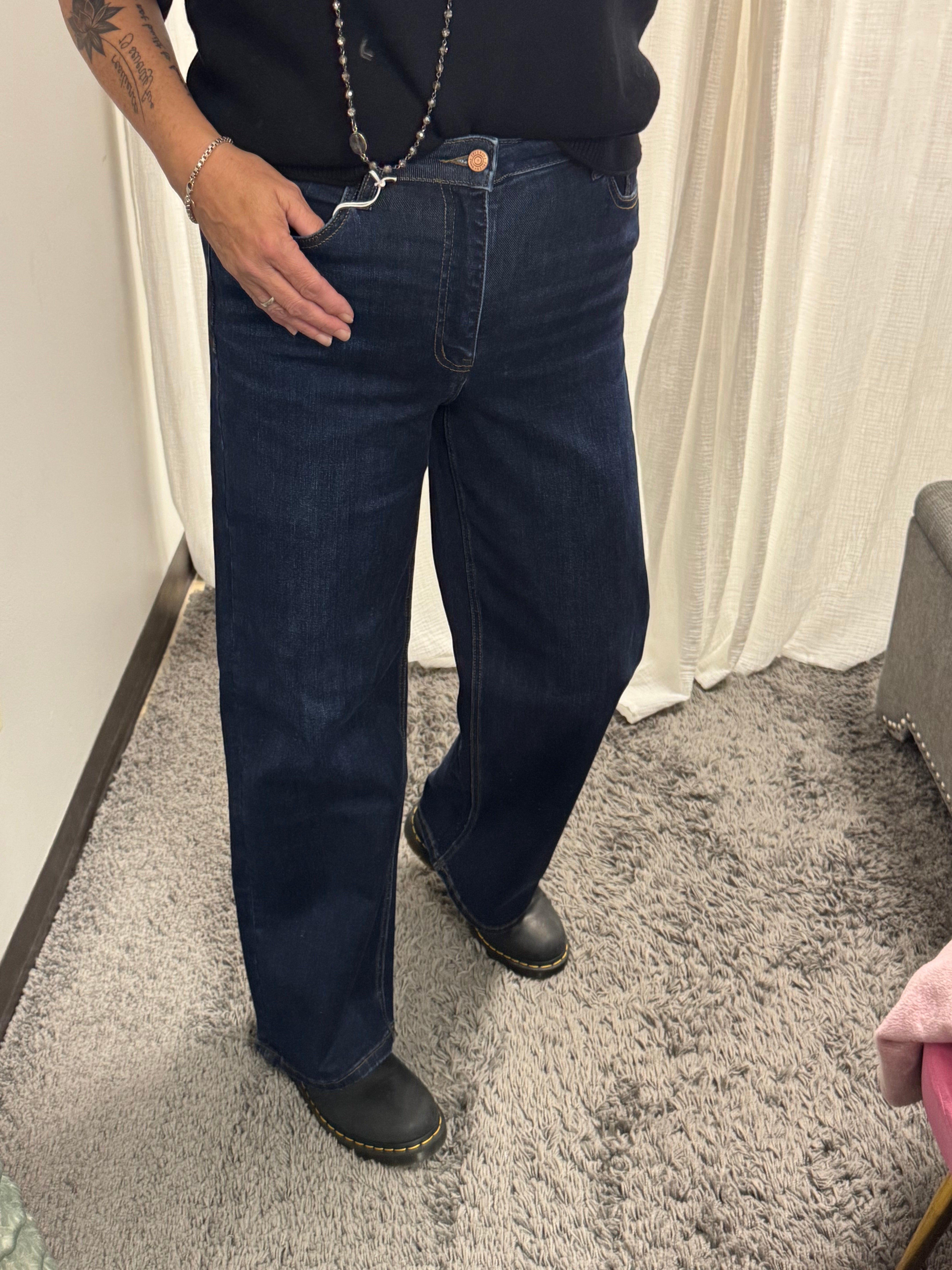 Vervet 90's Vintage Loose High Rise Jeans