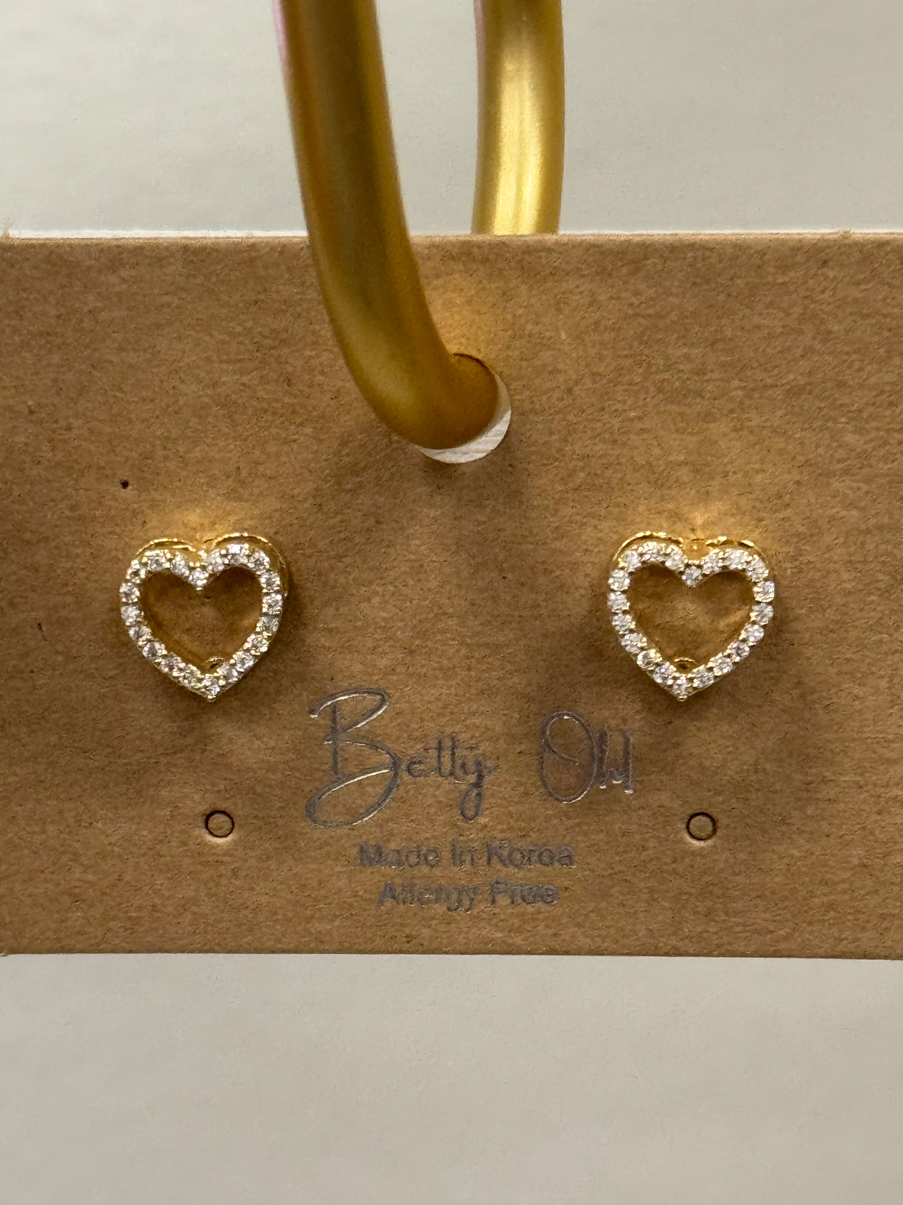 Betty Oh Gold Heart Earring - Posh West Boutique