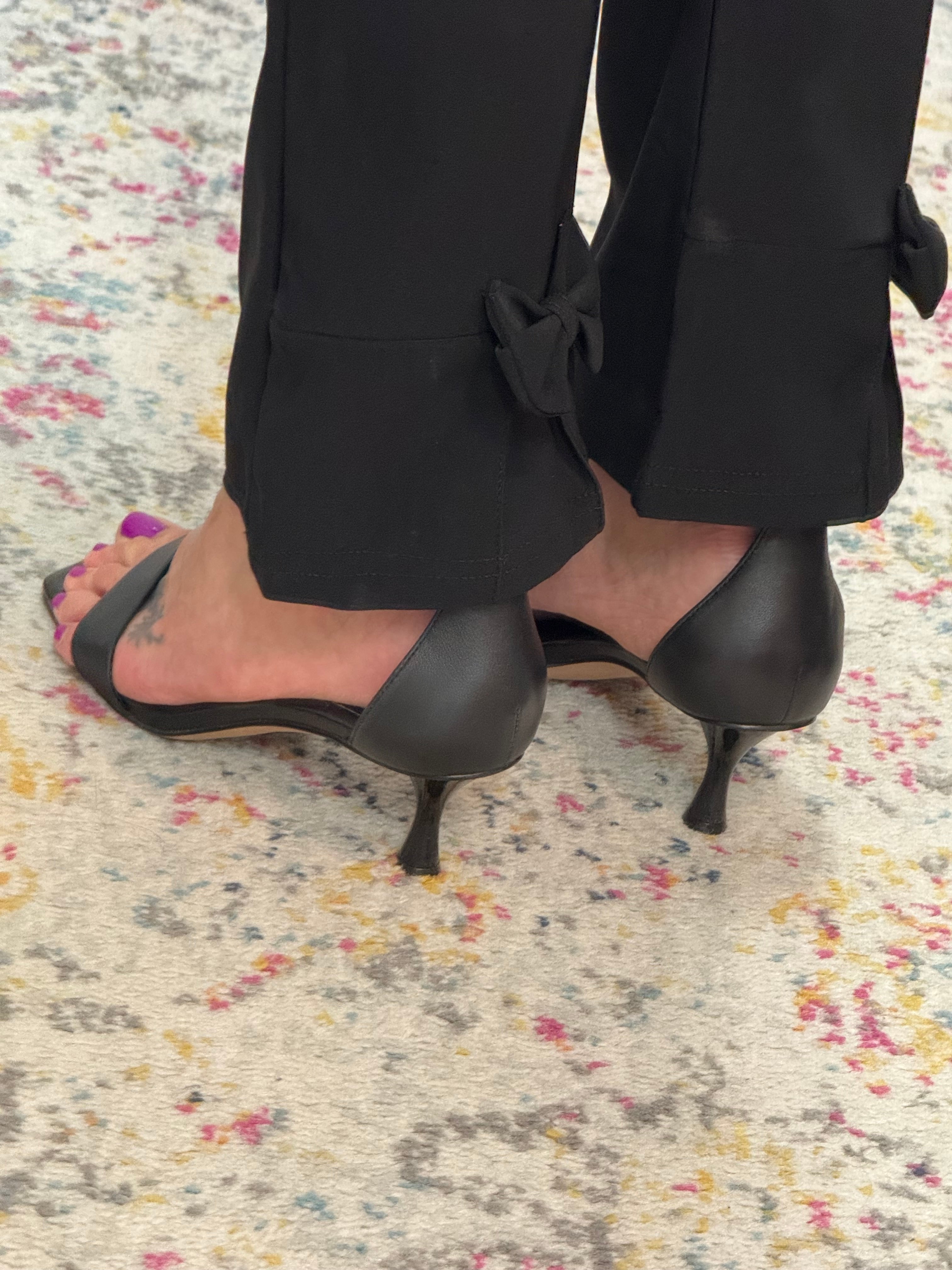Georgie Bow Back Black Bottom