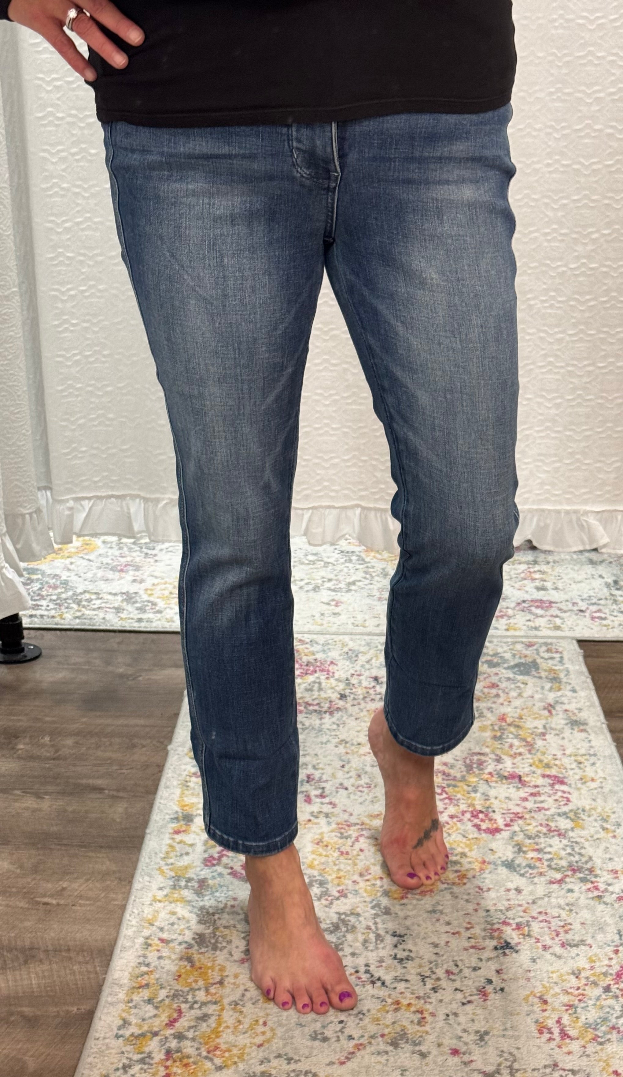Judy Blue High Waist Tummy Control Cuffed Capri - Posh West Boutique