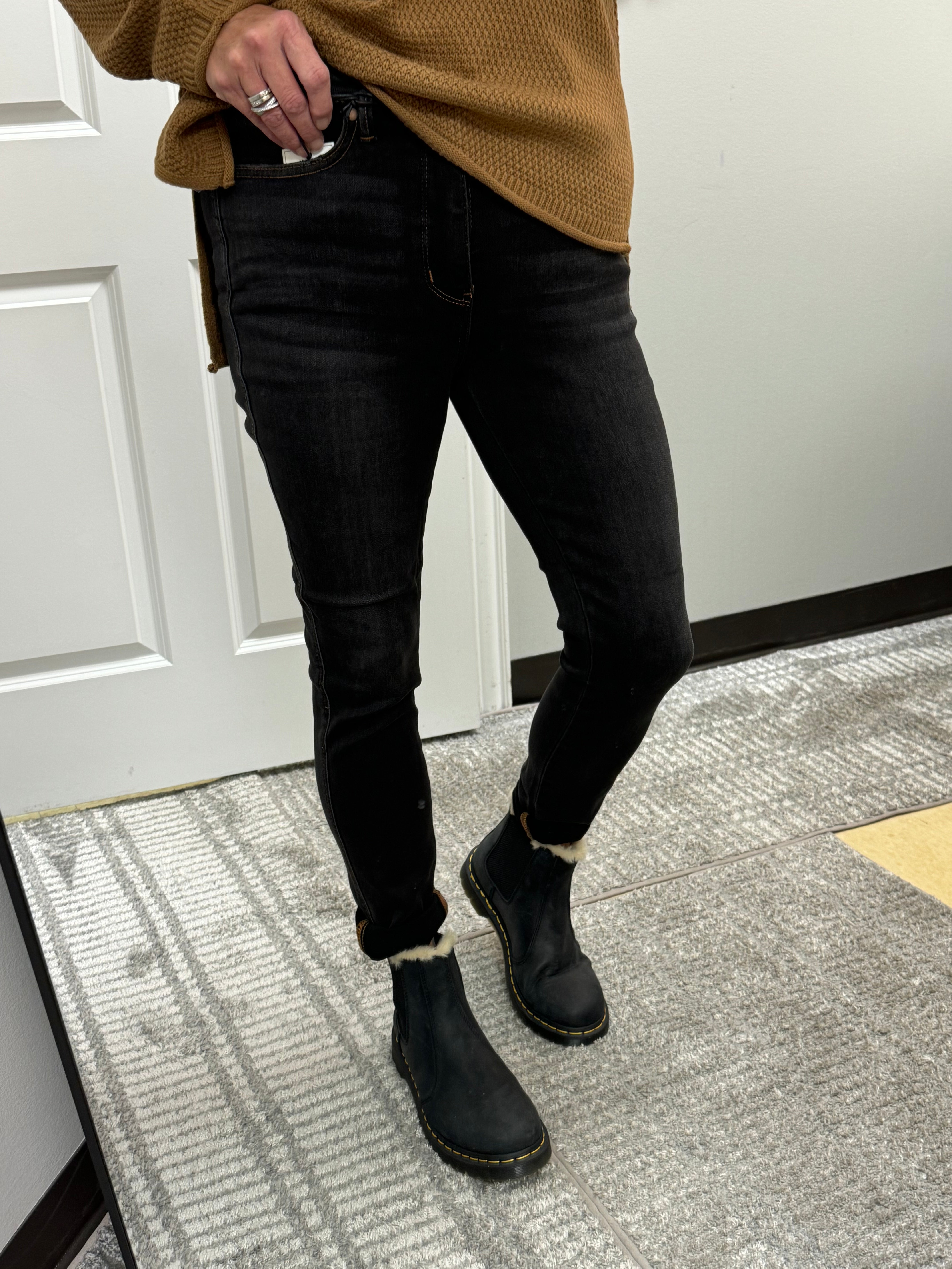 Judy Blue Black HW Tummy Control Skinny Jeans - Posh West Boutique