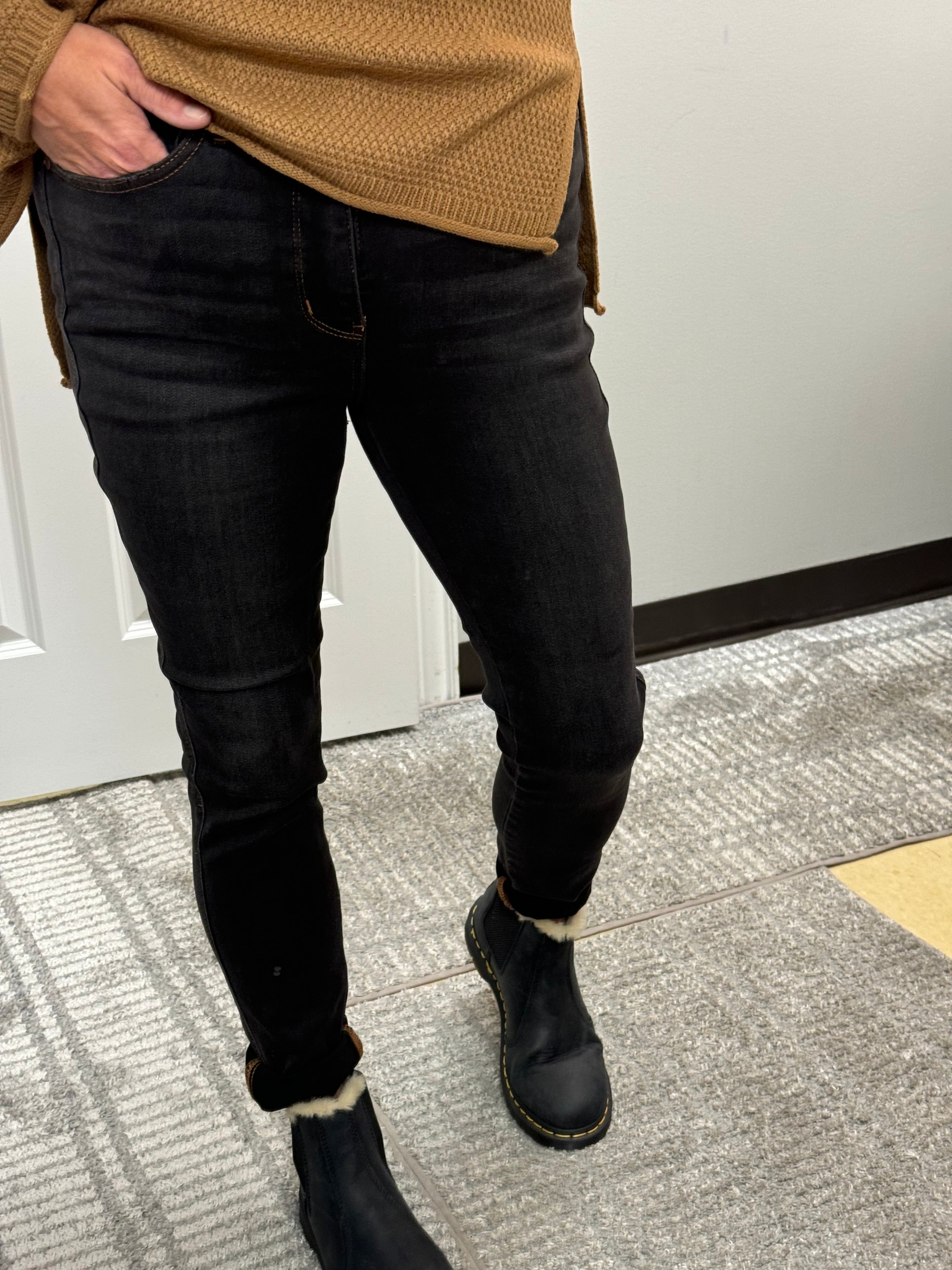 Judy Blue Black HW Tummy Control Skinny Jeans - Posh West Boutique
