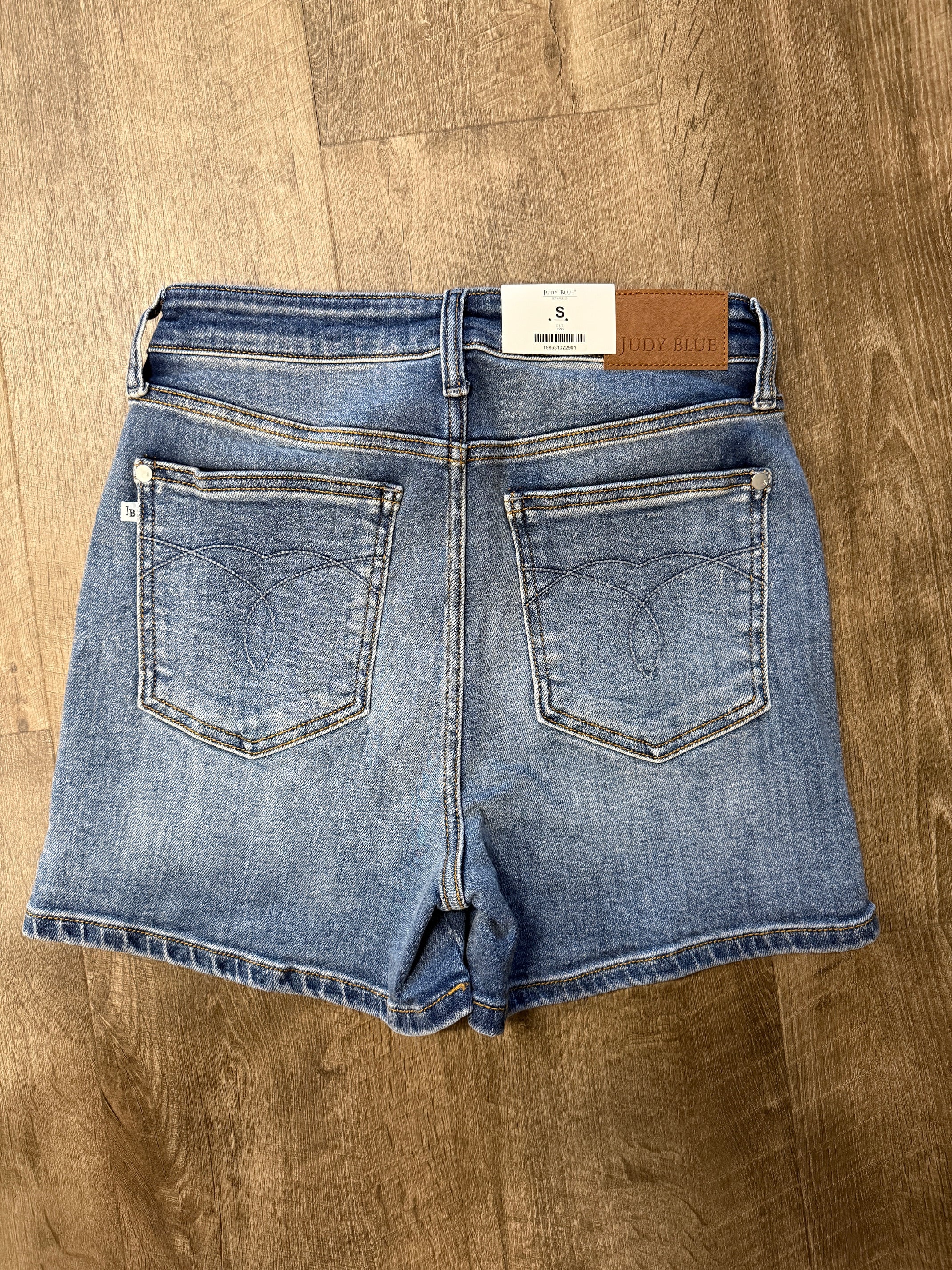 Judy Blue HW Slim Short - Posh West Boutique