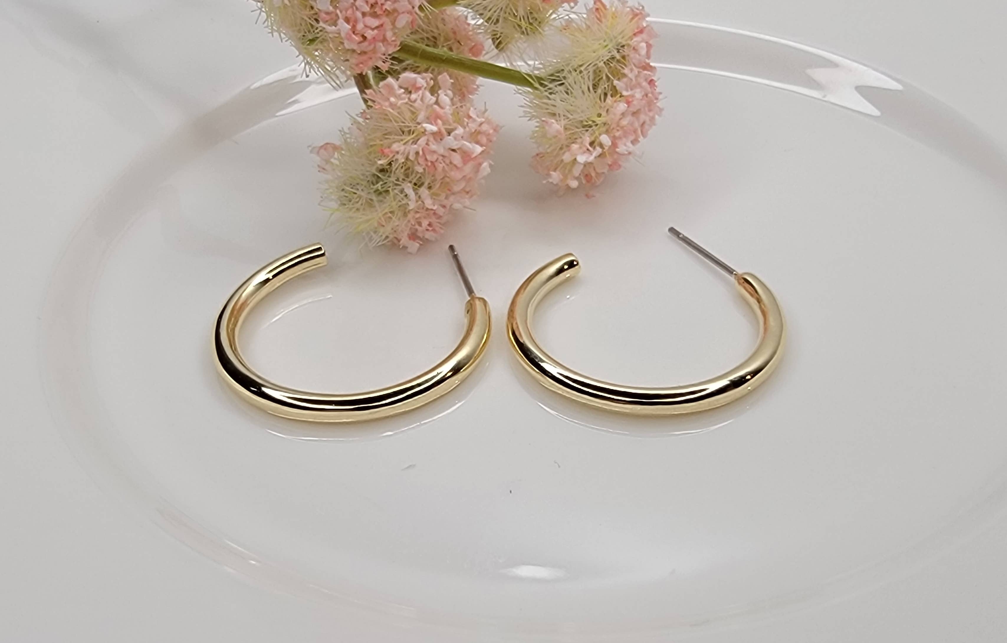 Classic Gold Hoop Earrings - Posh West Boutique