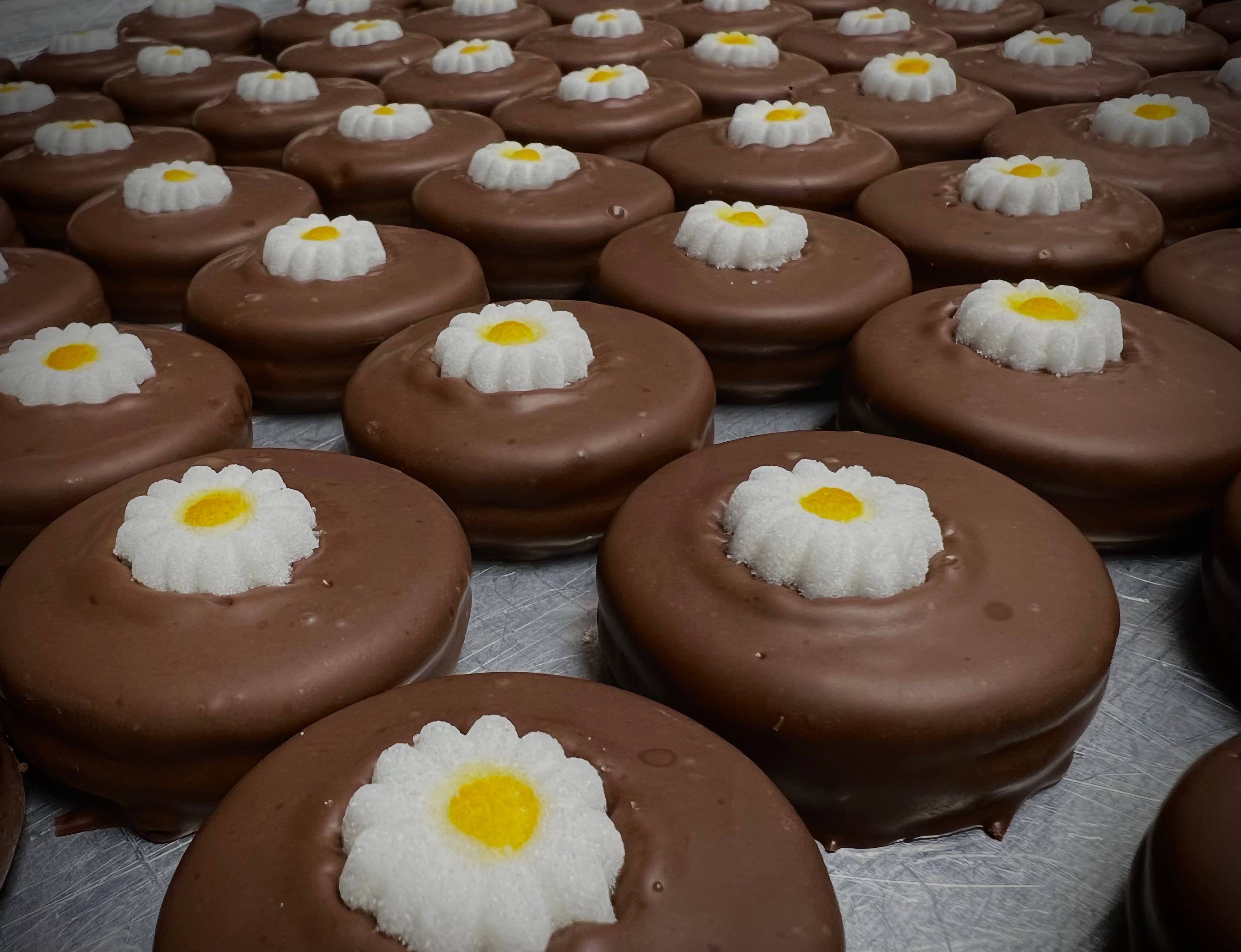 O’Daisies 🌸 O’Oreo w/ Milk Chocolate White w/ Yellow 3 Pack - Posh West Boutique