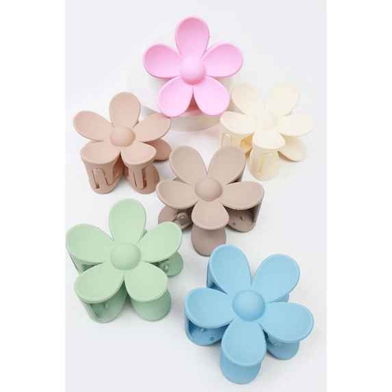 Daisy Matte Hair Clip - Posh West Boutique