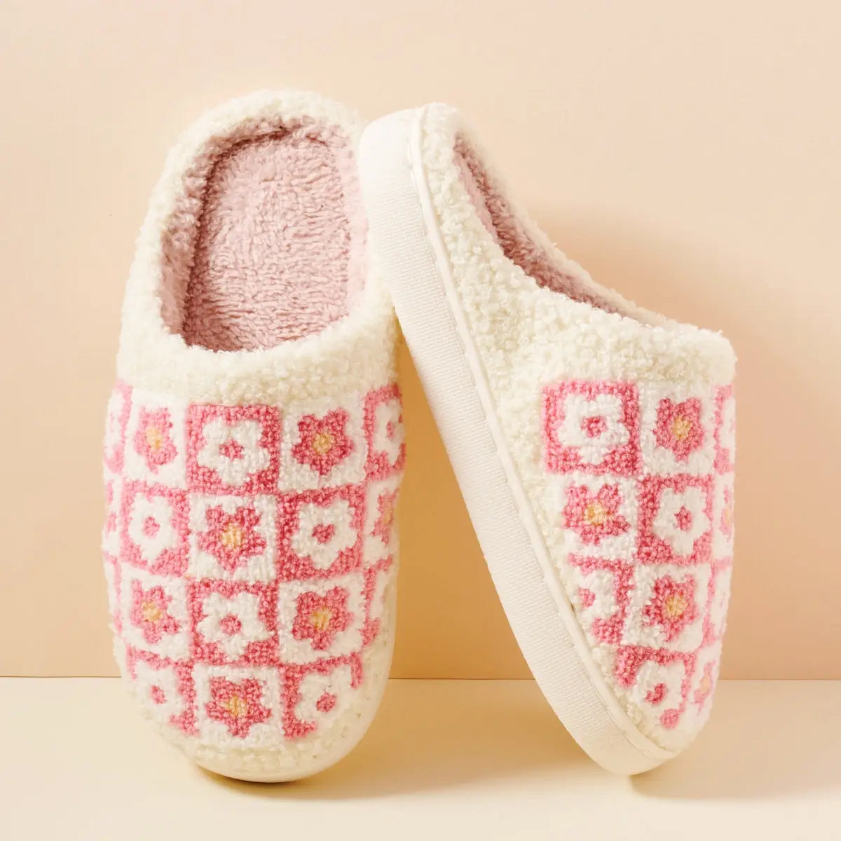Flower Checker Fuzzy Fleece Soft Slipper - Posh West Boutique
