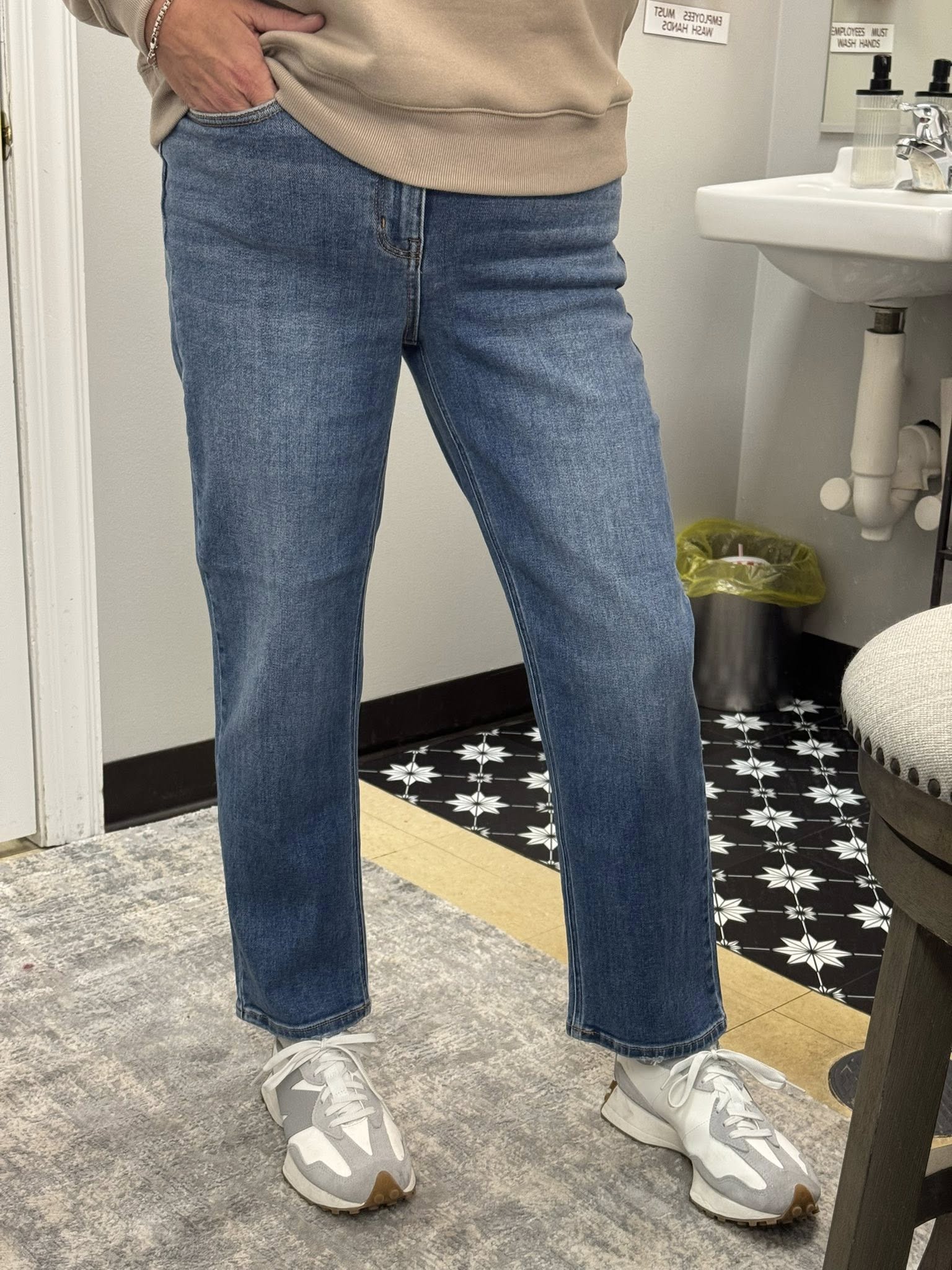 Judy Blue HW Ankle Straight Jeans