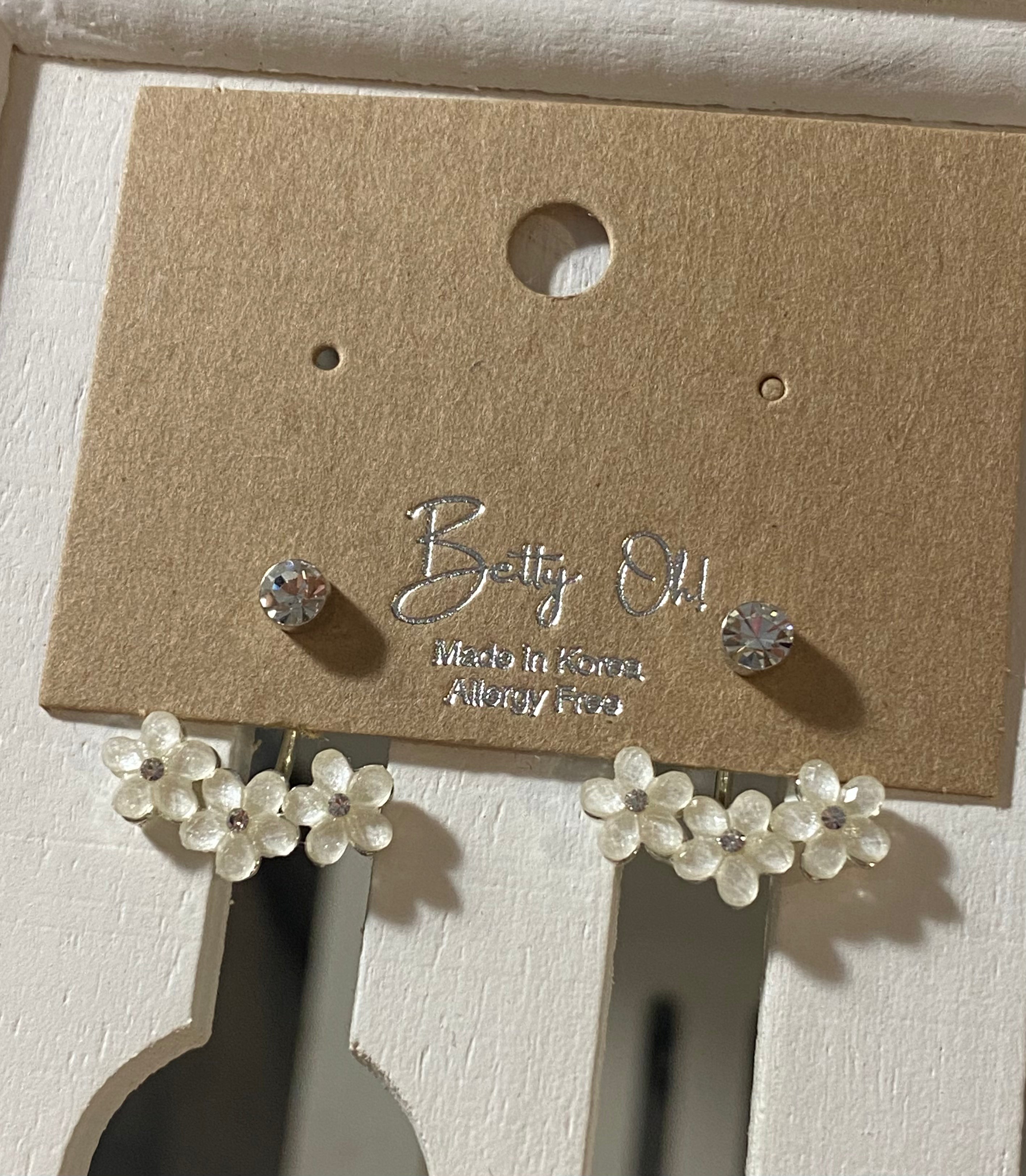 Betty Oh Silver Floral Wrap Earring - Posh West Boutique