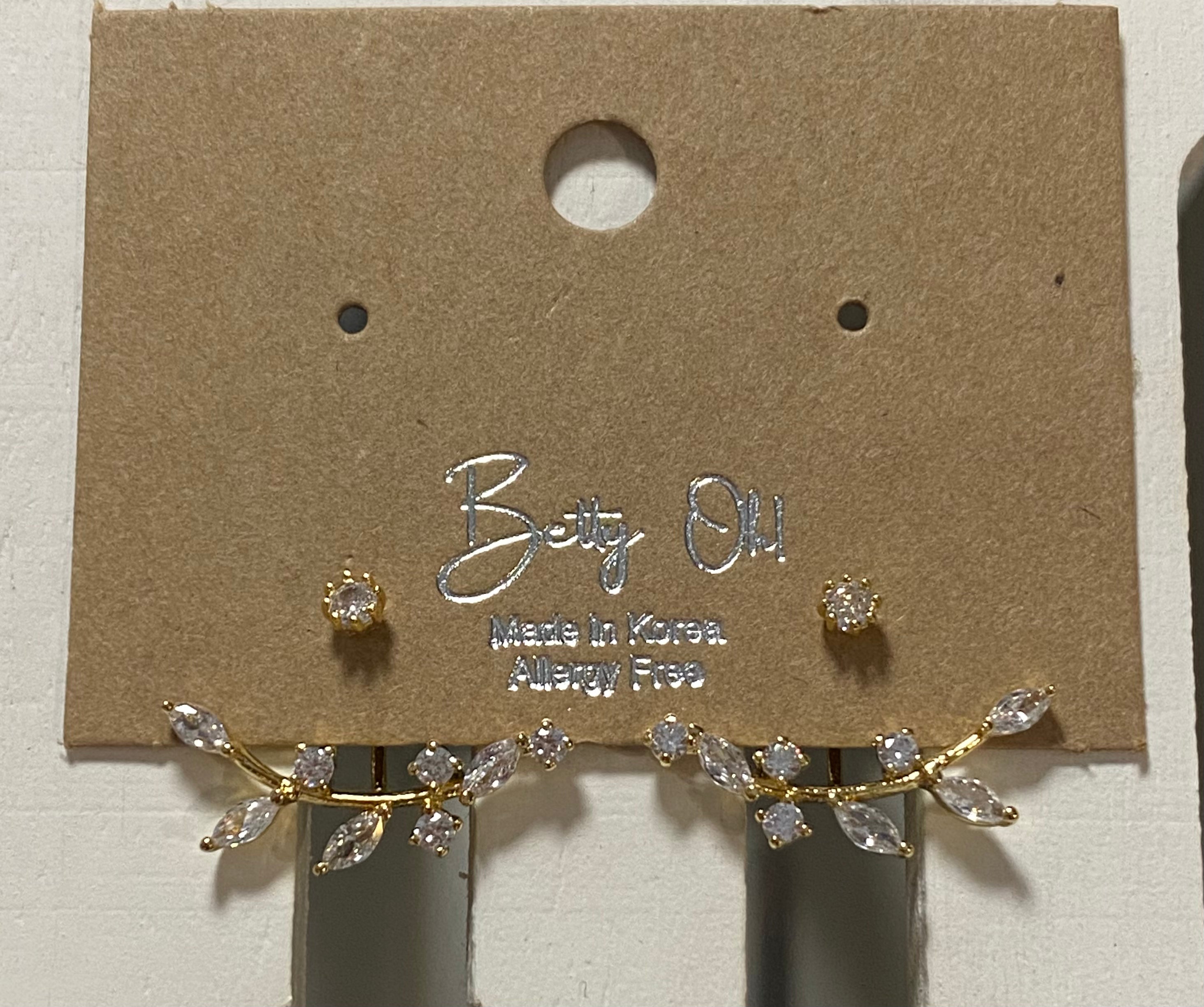 Betty Oh Gold Vine Earring - Posh West Boutique