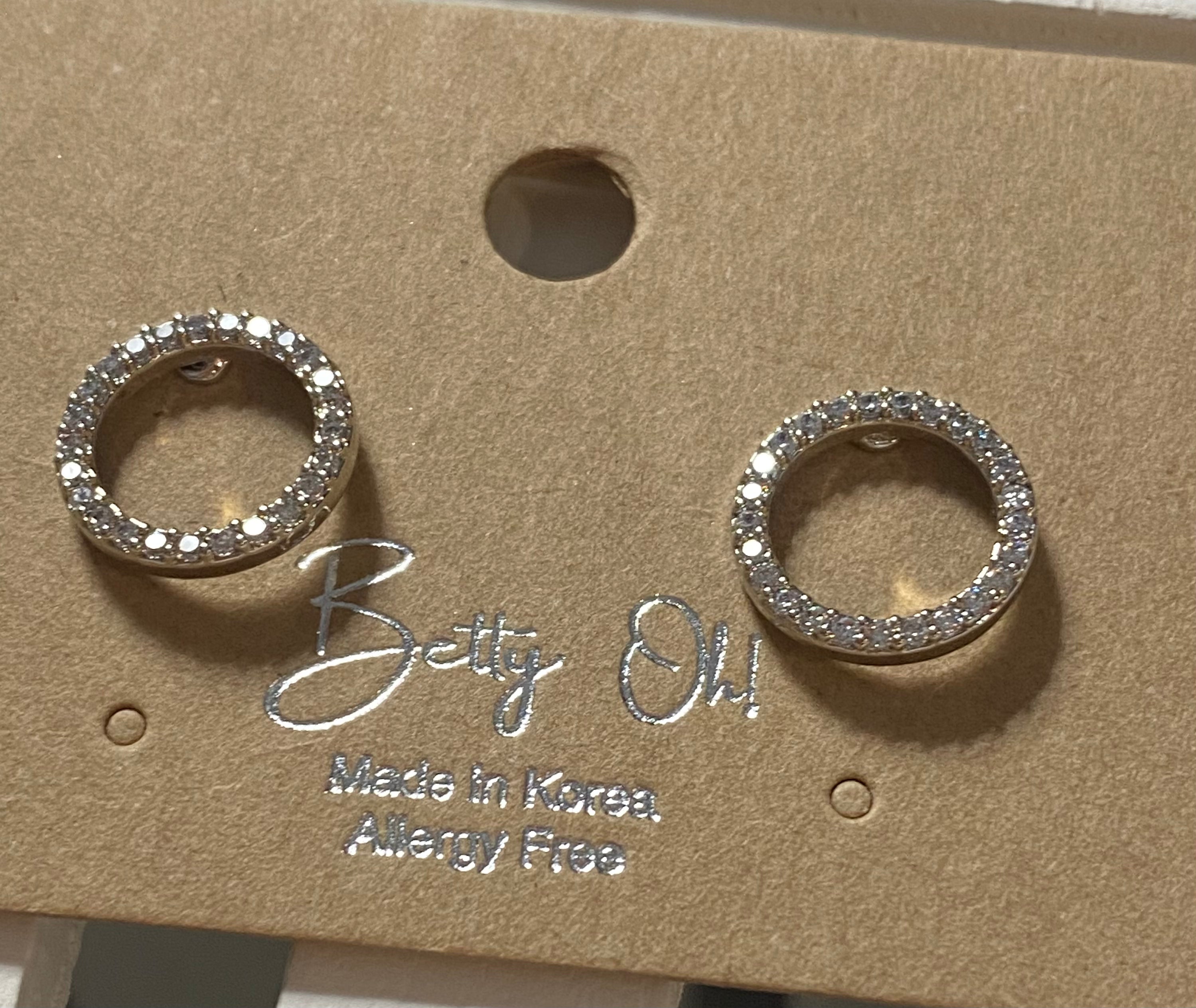 Betty Oh Silver Circle Earring - Posh West Boutique