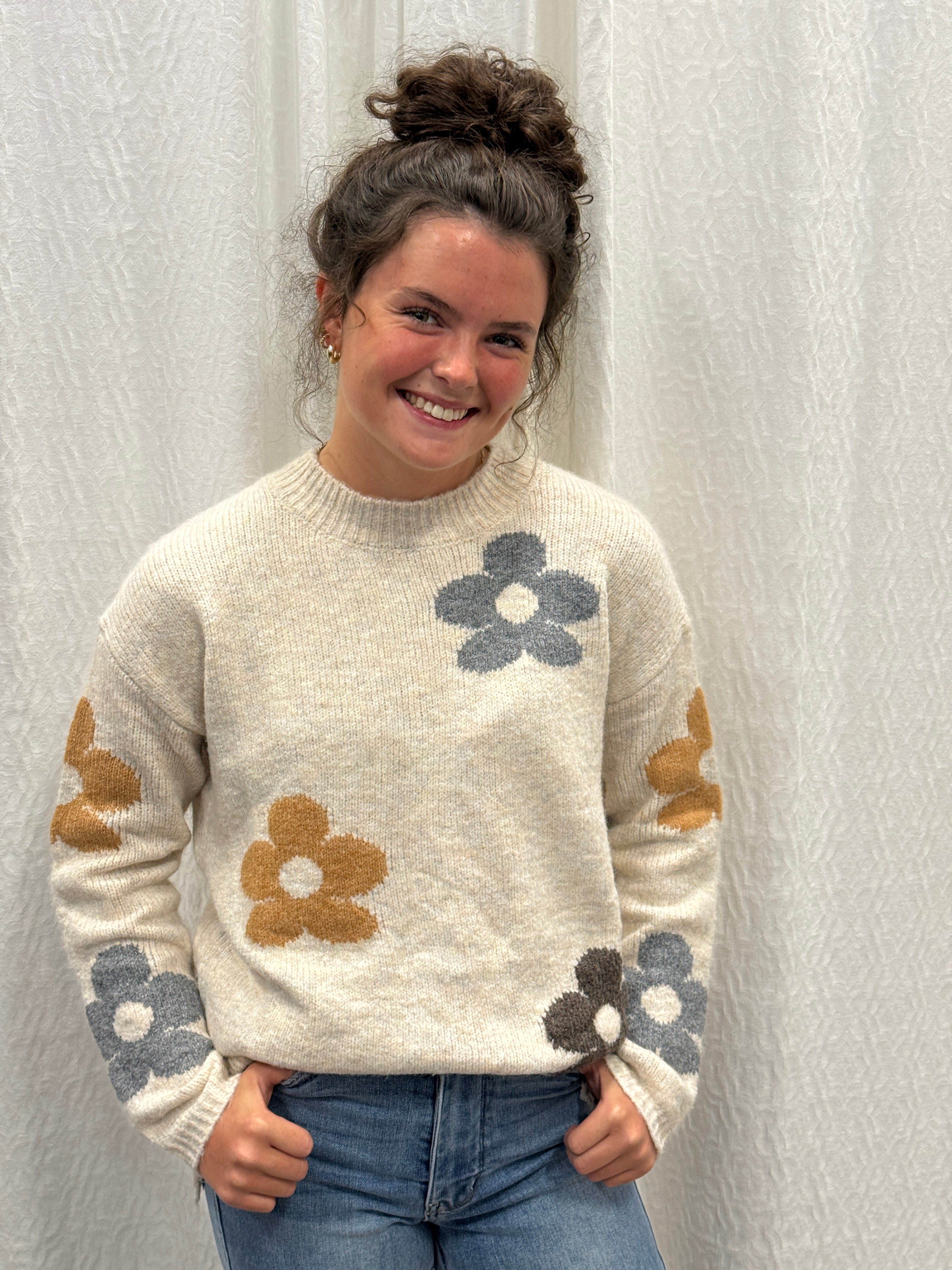 Daisy Flower Cozy Fall Sweater - Posh West Boutique