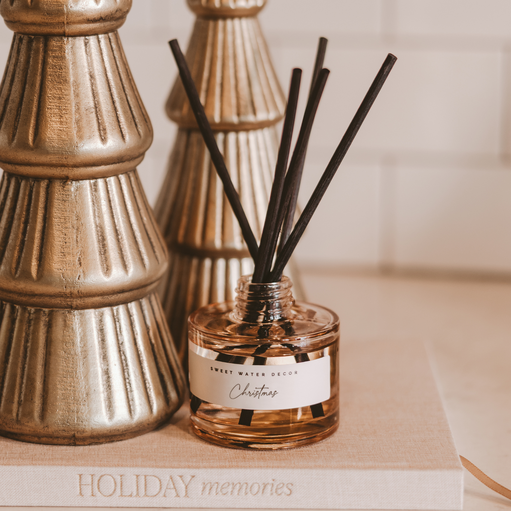 Christmas Reed Diffuser - Posh West Boutique