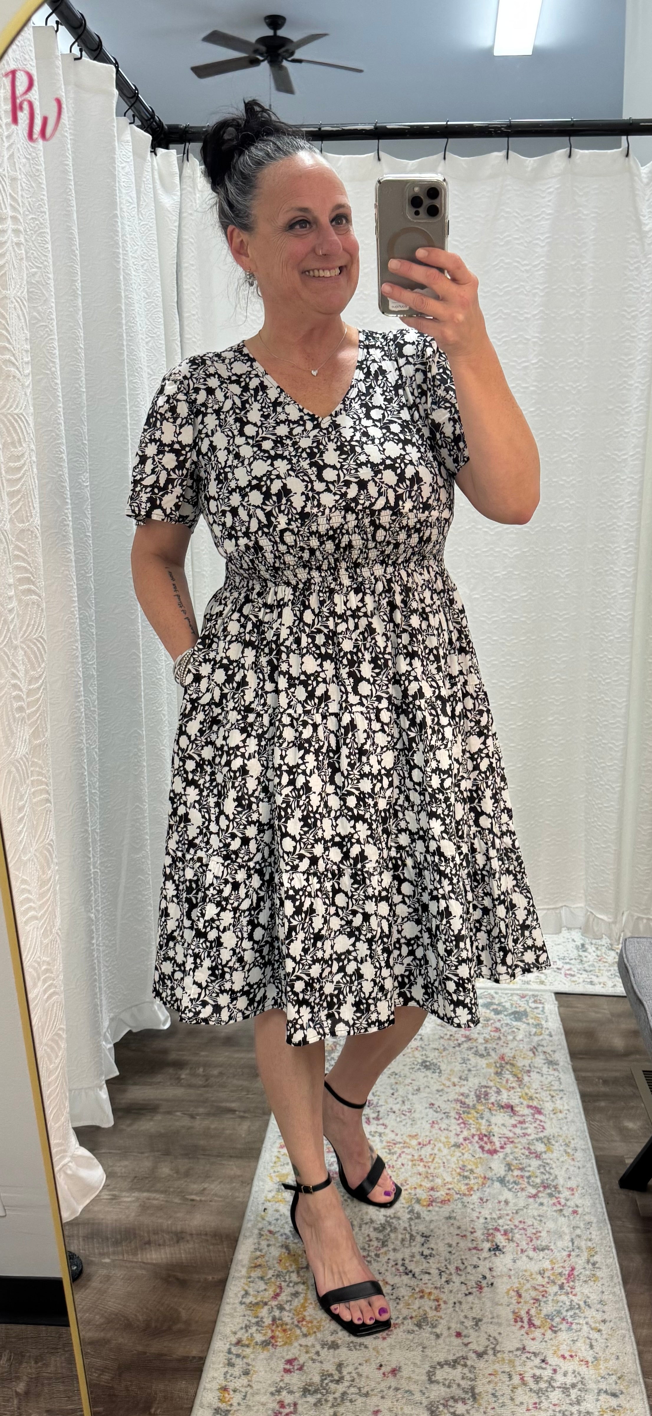 Felicity Floral Short Sleeve Tiered Skirt Midi Dress - Posh West Boutique
