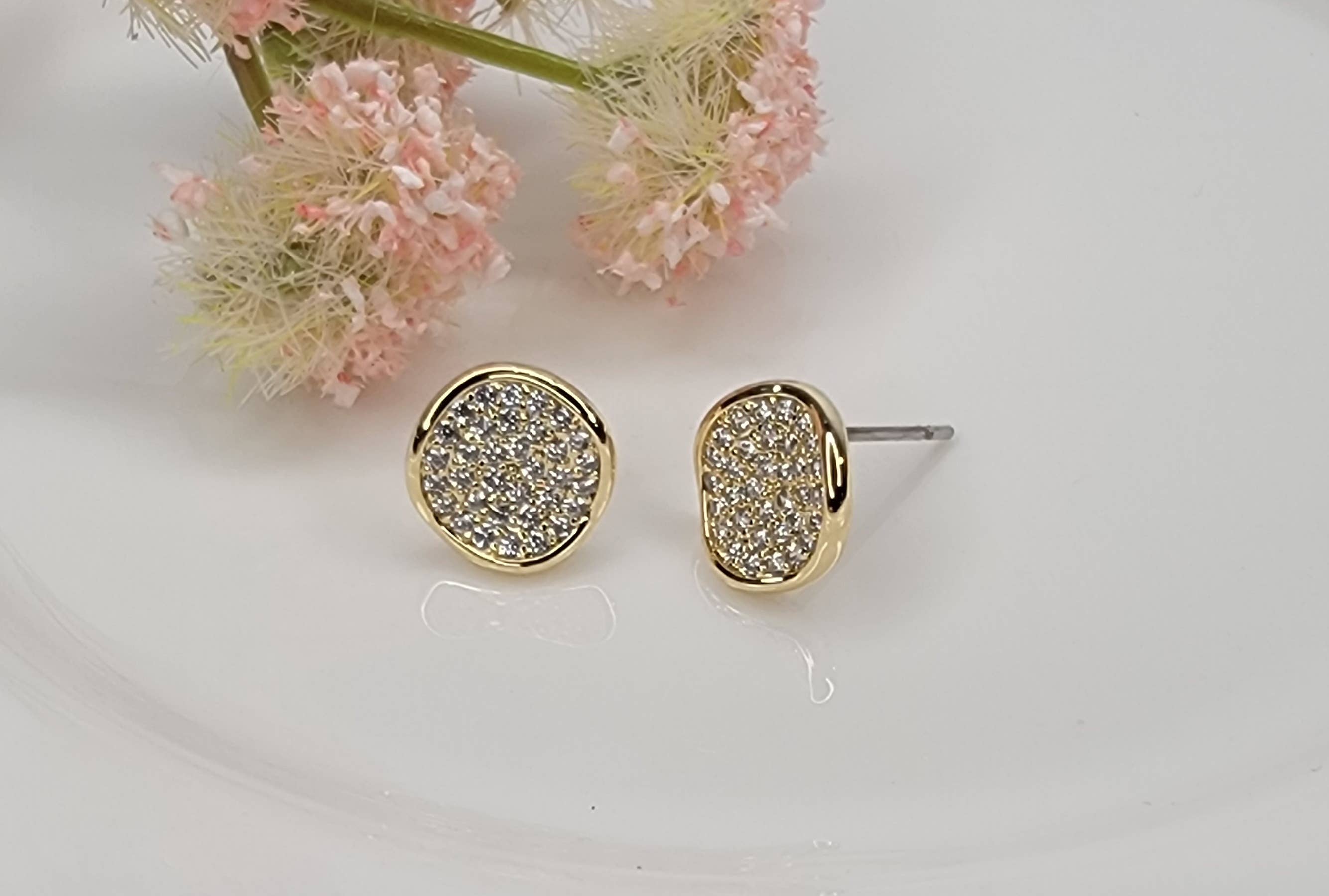 Gold Circle Pave Studs - Posh West Boutique