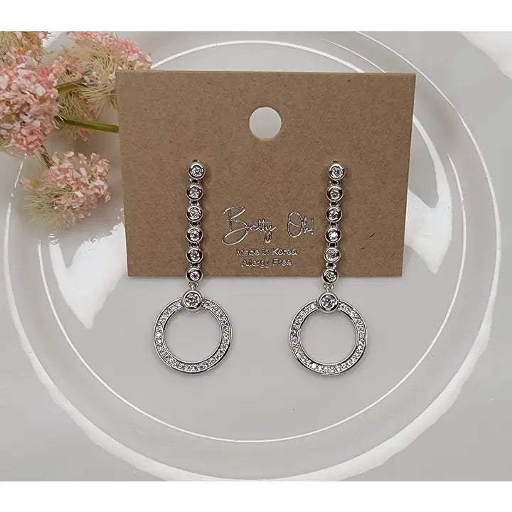 Betty Oh Silver Dangle Earring - Posh West Boutique