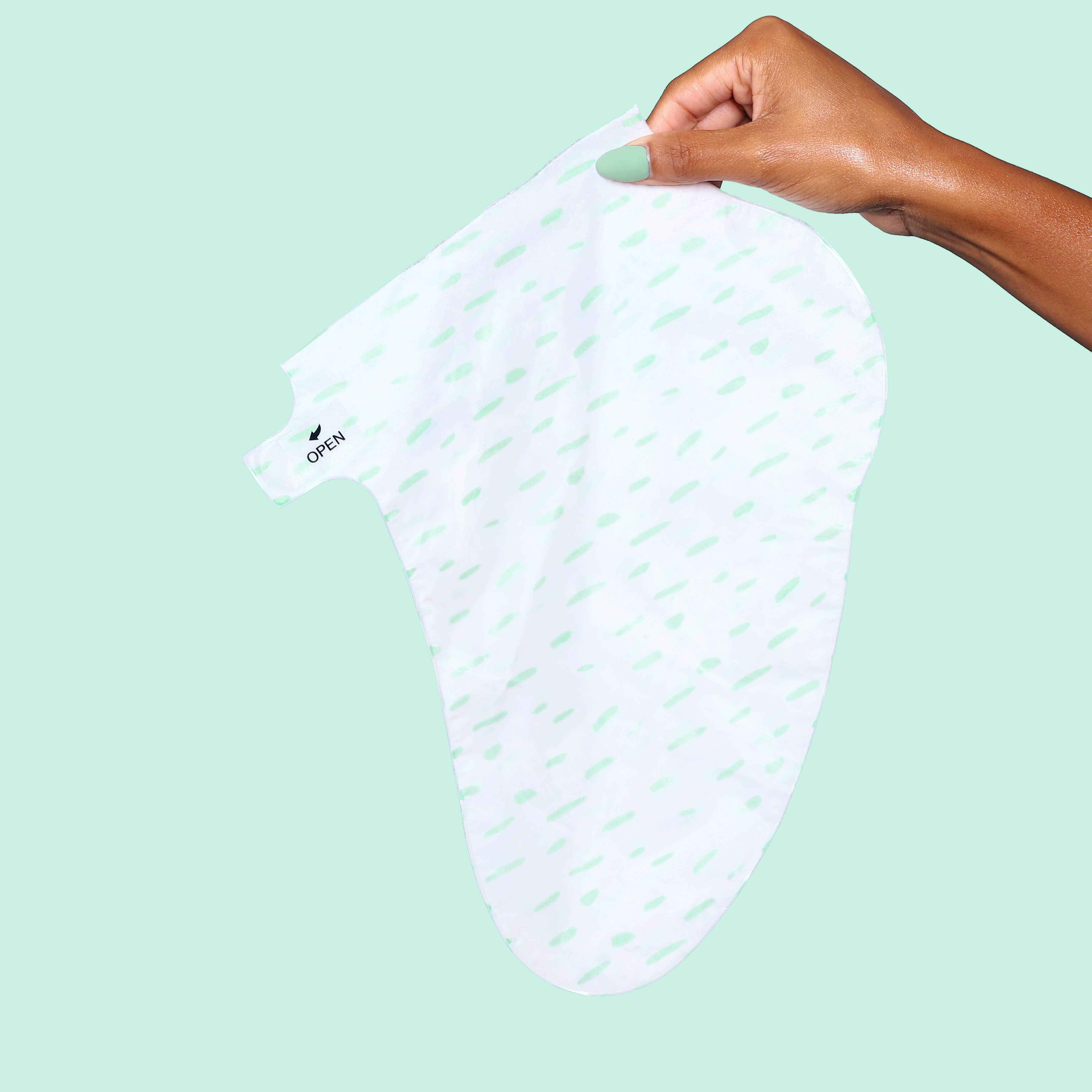 Comfort Zone Soothing Foot Mask with Shea Butter & Tea Tree - Posh West Boutique