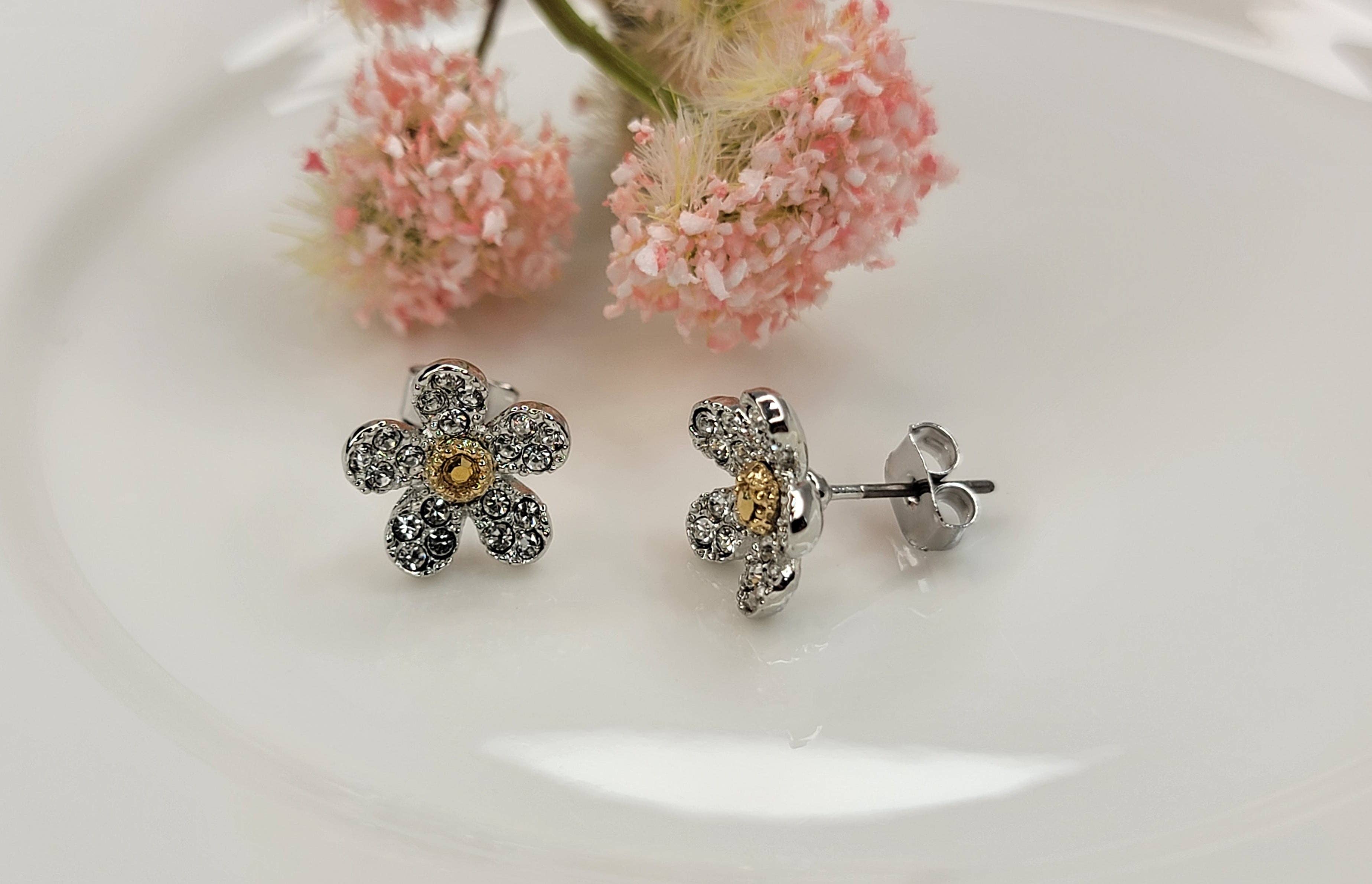 Silver & Gold Flower Shape Post Earring - Posh West Boutique