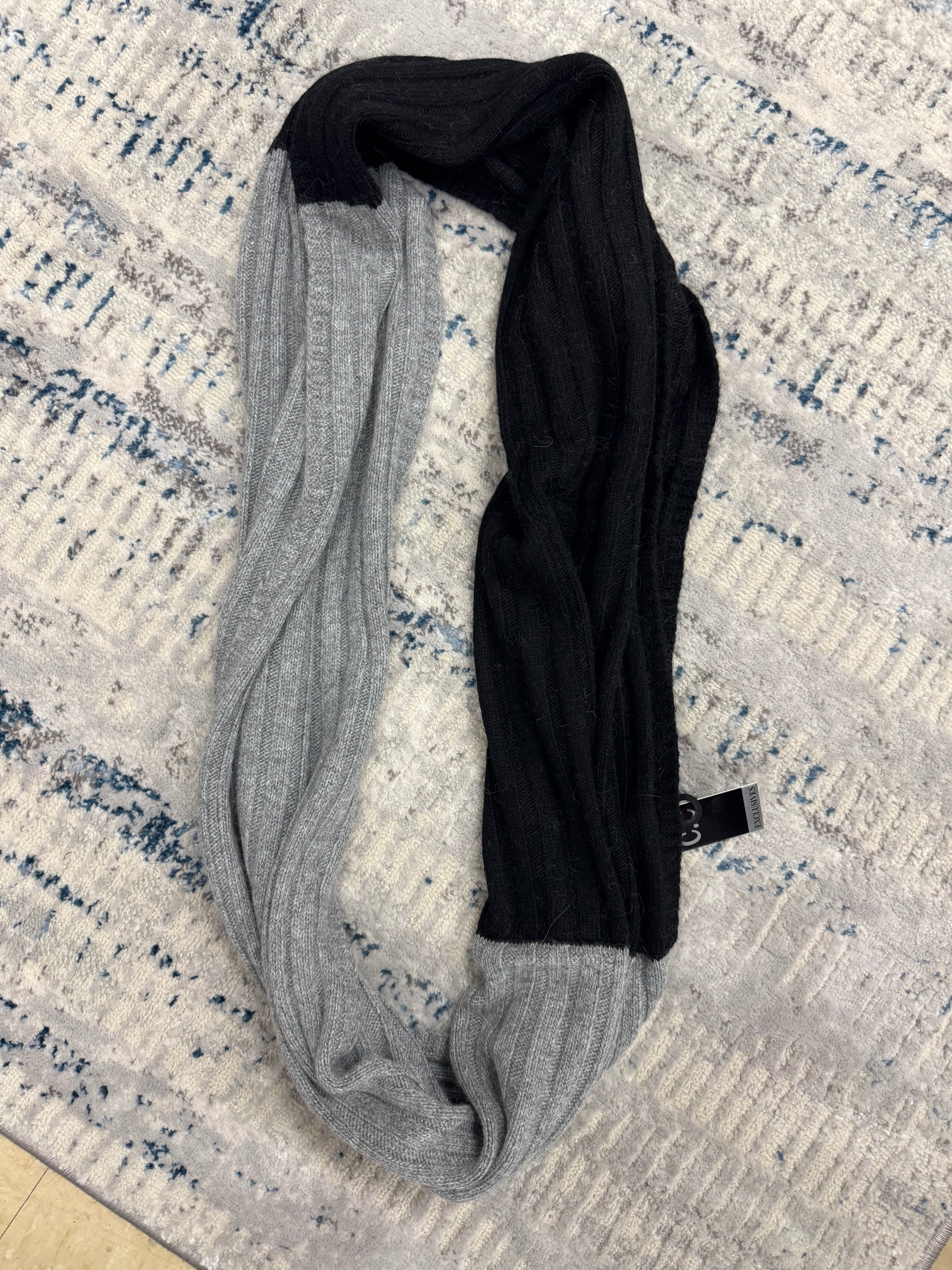 CC Infinity Cable Knit Scarf-Black/Gray - Posh West Boutique