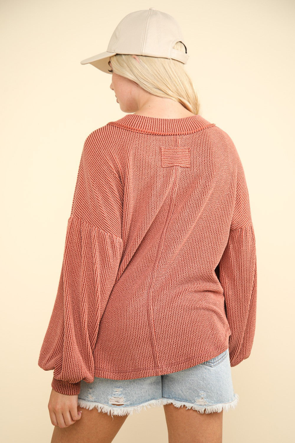 Cedar Wood Otto Ribbed V-Neck Knit Top