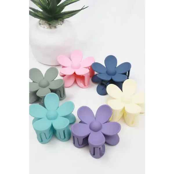 Daisy Matte Hair Clip - Posh West Boutique