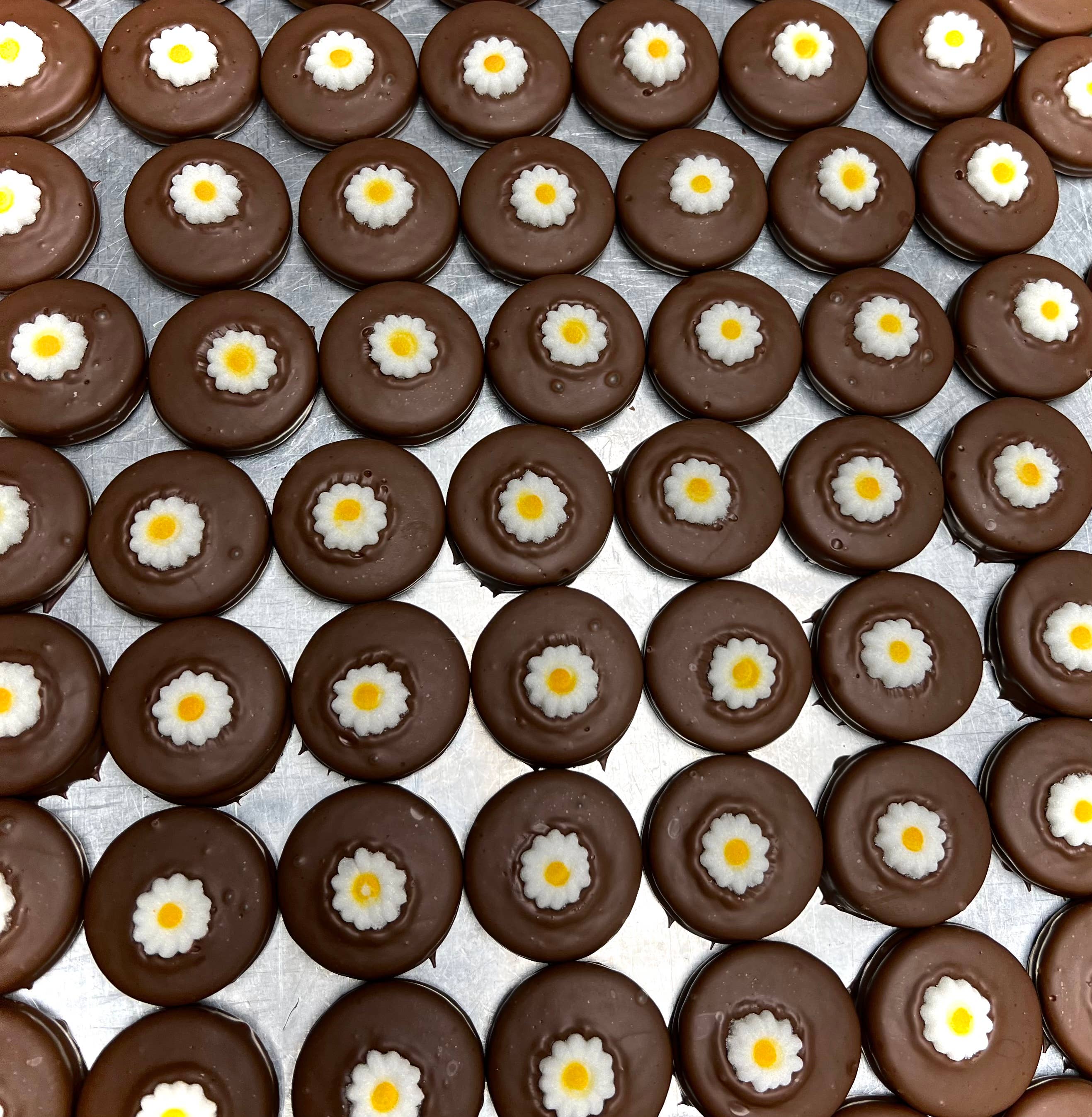 O’Daisies 🌸 O’Oreo w/ Milk Chocolate White w/ Yellow 3 Pack - Posh West Boutique
