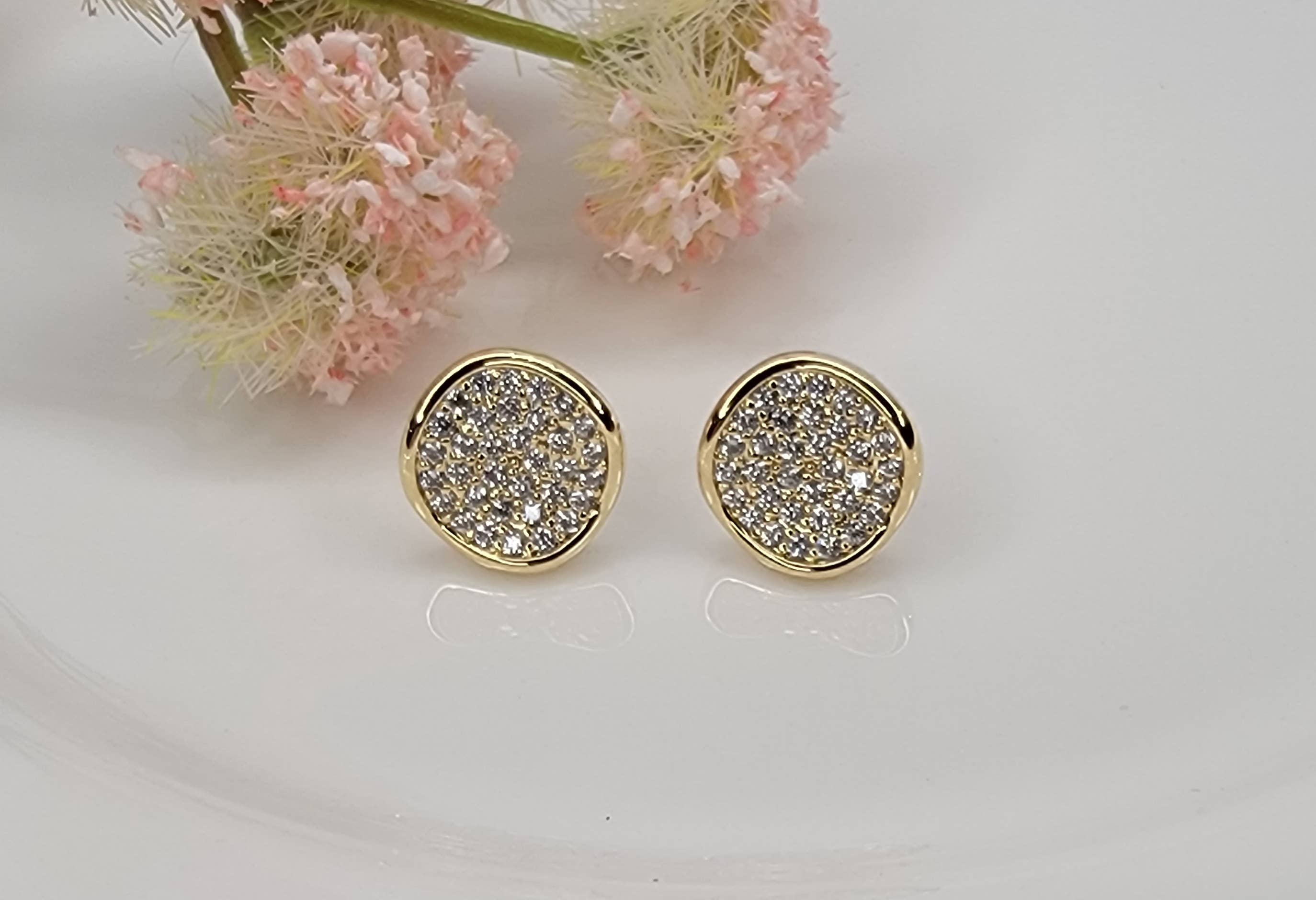 Gold Circle Pave Studs - Posh West Boutique