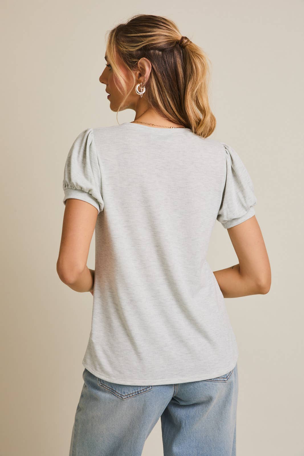 Light Grey Round Neck Puff Short Sleeve top