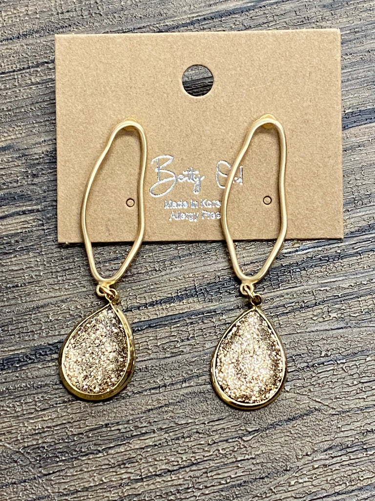 Betty Oh Dazzling Gold Drop Earrings - Posh West Boutique