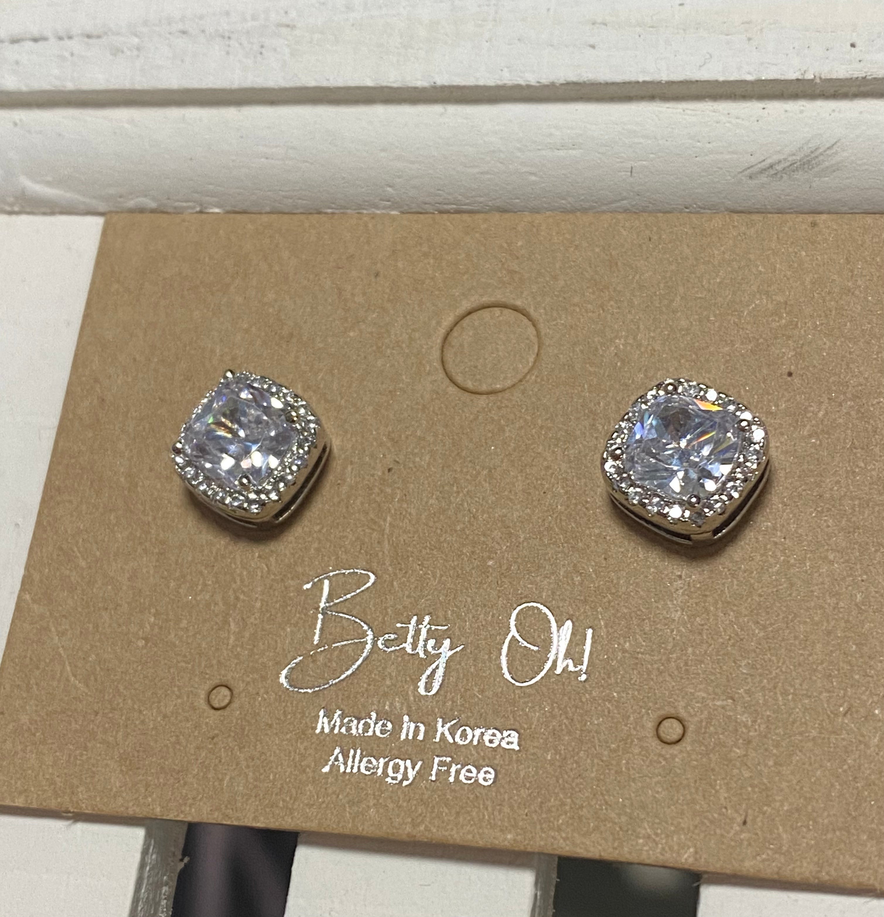 Betty Oh Square Silver Earring - Posh West Boutique