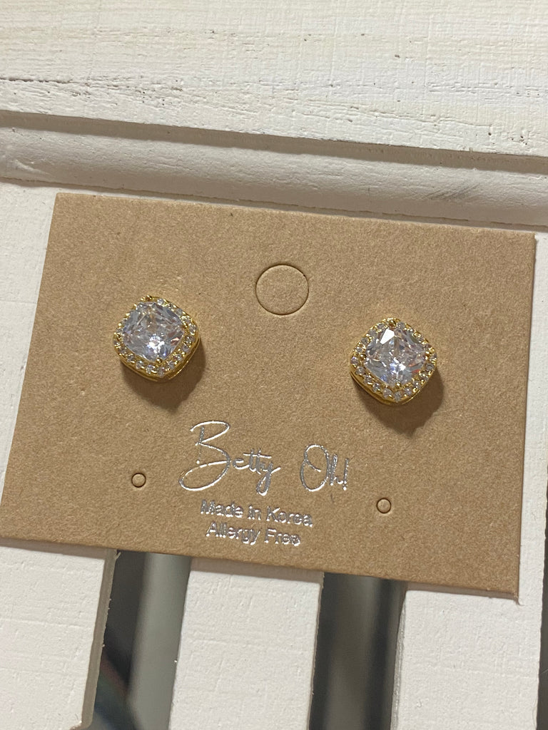 Betty Oh Gold Square Earring - Posh West Boutique